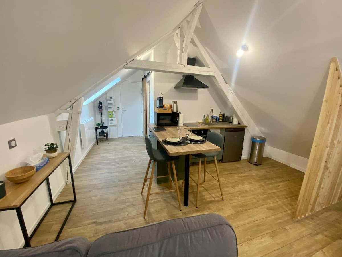 Chaleureux Studio Hyper Centre Амиен Екстериор снимка
